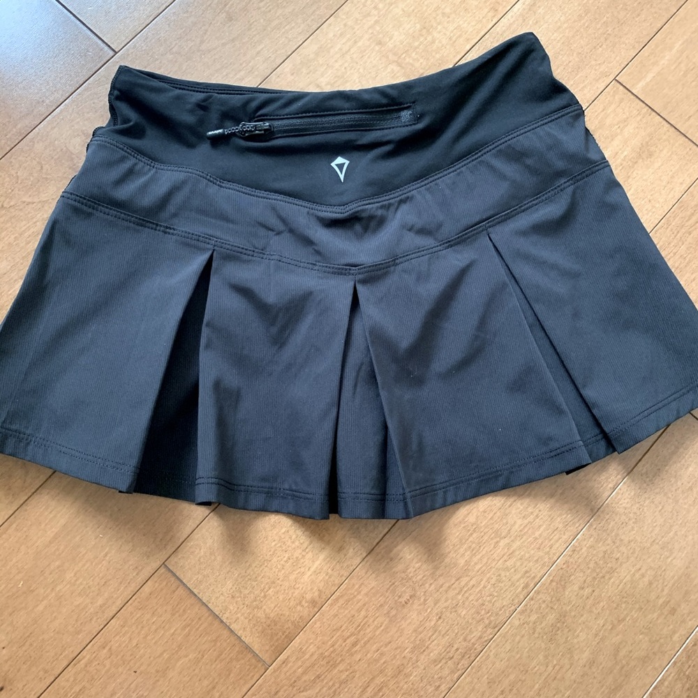 Ivivva Girls Size 8 Black Tennis Skort